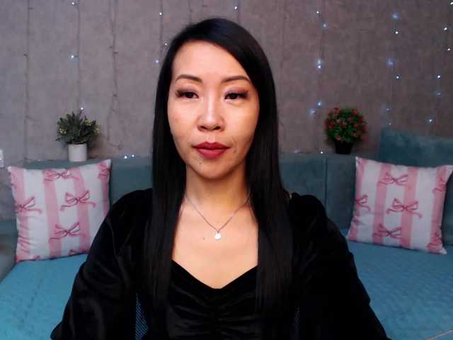 Sarahsexygirl live cam on BongaCams