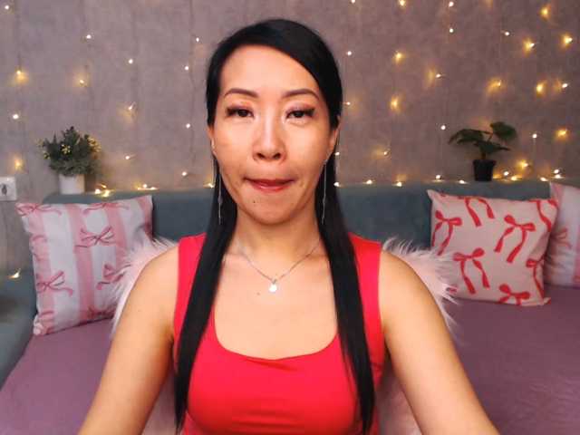 Sarahsexygirl live cam on BongaCams