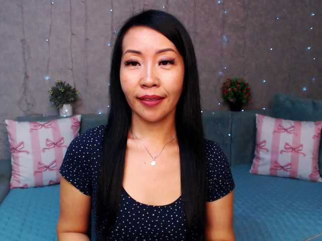 Sarahsexygirl live cam on BongaCams