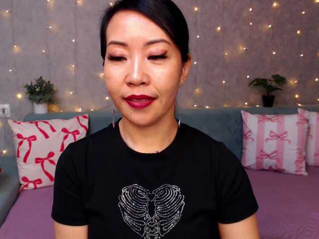 Sarahsexygirl live cam on BongaCams