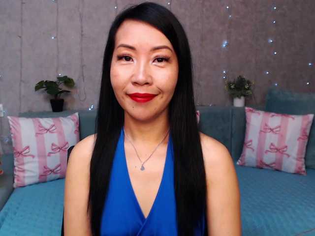 Sarahsexygirl live cam on BongaCams