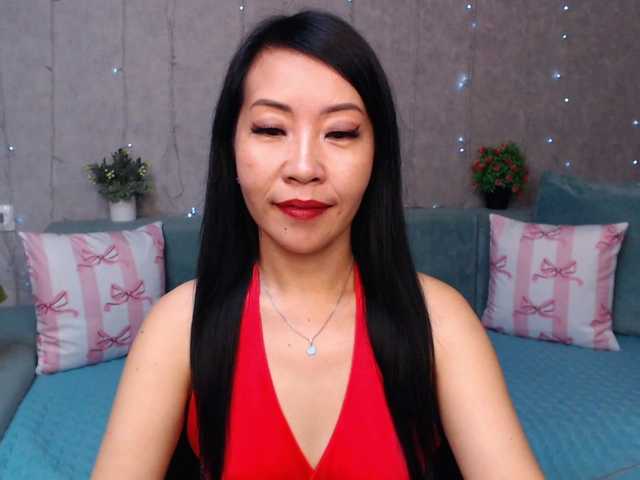 Sarahsexygirl live cam on BongaCams