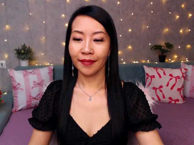 Sarahsexygirl live cam on BongaCams