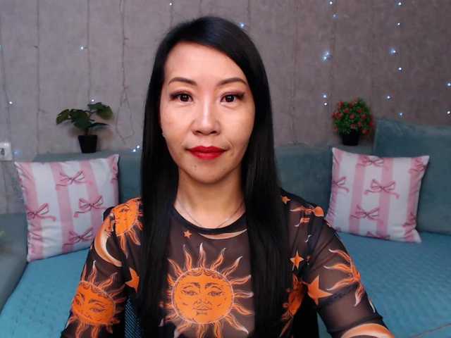 Sarahsexygirl live cam on BongaCams