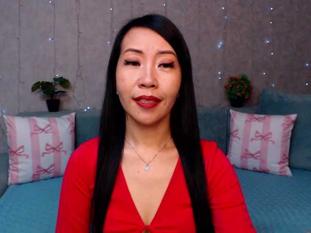 Sarahsexygirl live cam on BongaCams