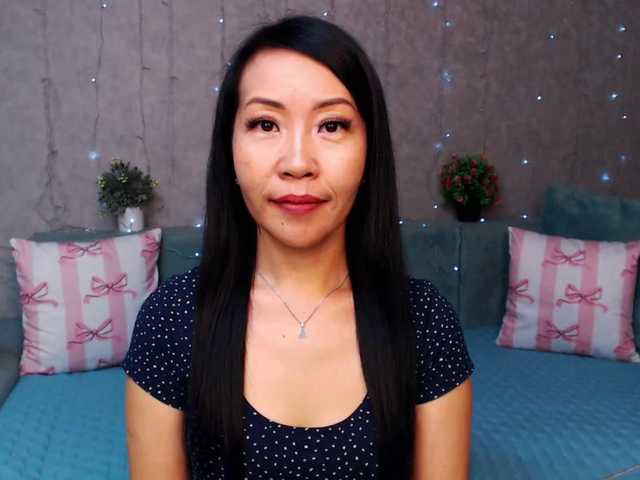Sarahsexygirl live cam on BongaCams