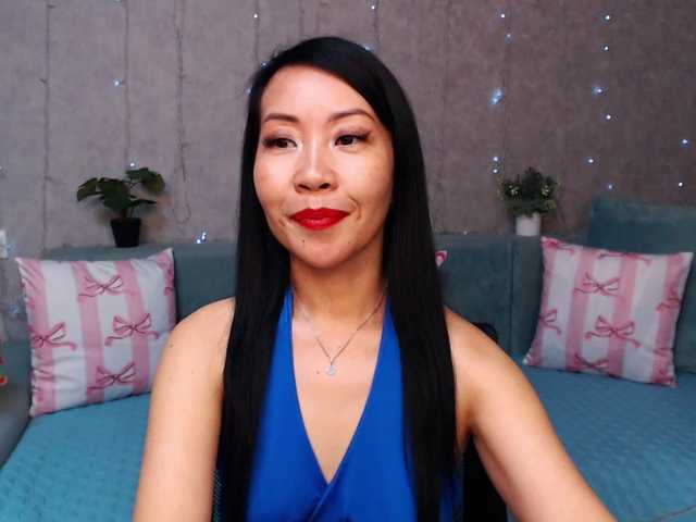 Sarahsexygirl live cam on BongaCams