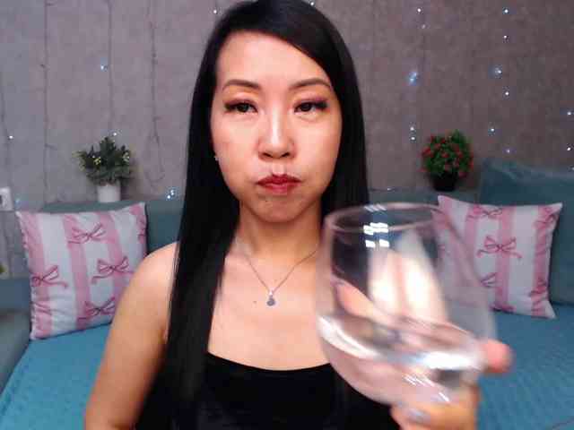 Sarahsexygirl Live Webcam on BongaCams