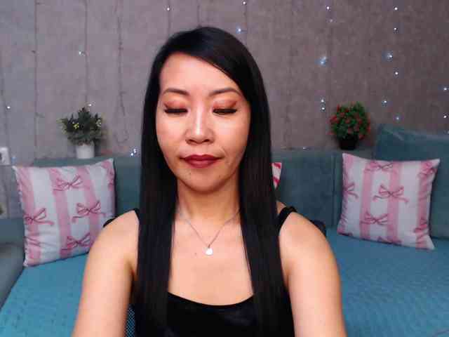Sarahsexygirl Live Webcam on BongaCams