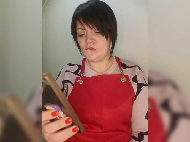 Ailin2's BongaCams show and profile