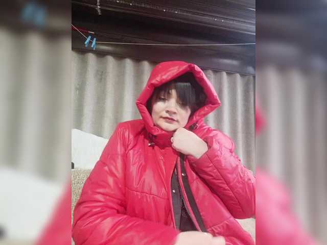 Ailin2's BongaCams show and profile