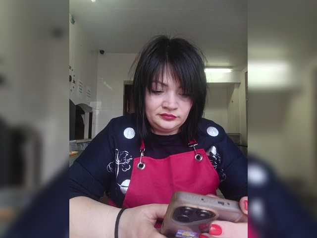 Ailin2's BongaCams show and profile