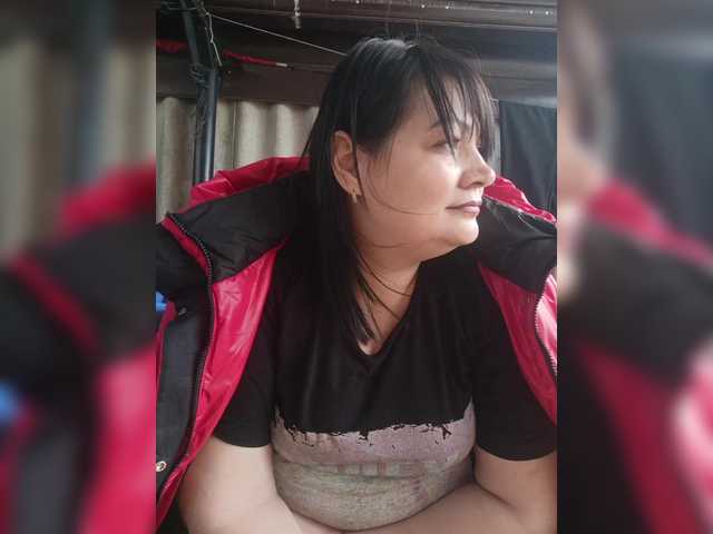 Ailin2's BongaCams show and profile