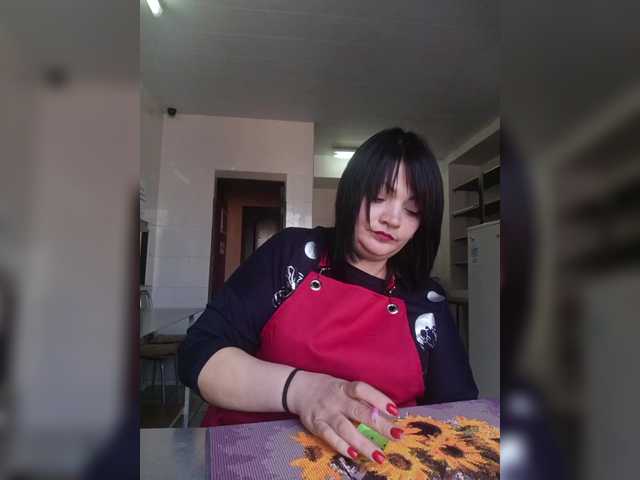 Ailin2's BongaCams show and profile