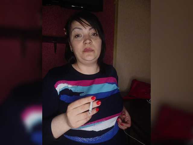 Ailin2's BongaCams show and profile