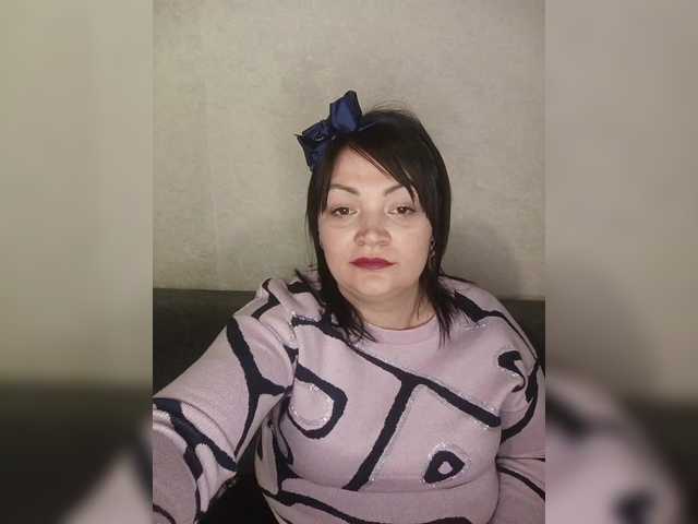 Ailin2's BongaCams show and profile