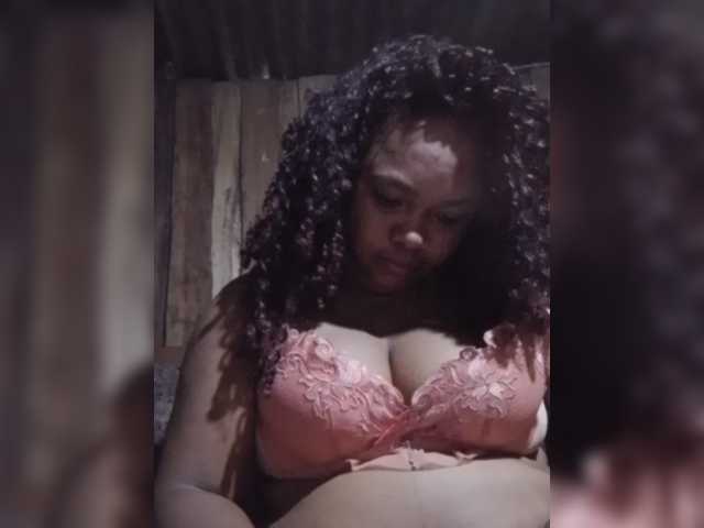 Pascalinnah, en directo ahora en BongaCams