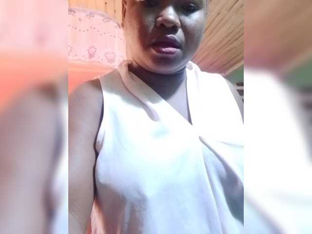 Pascalinnah live cam on BongaCams
