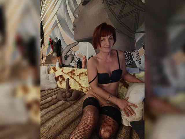 DianaAhTender webcam