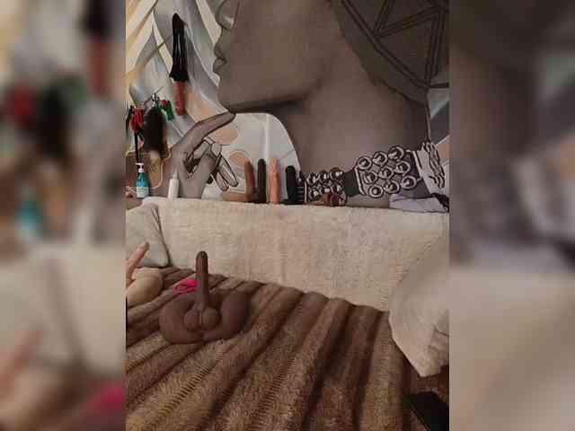 DianaAhTender webcam