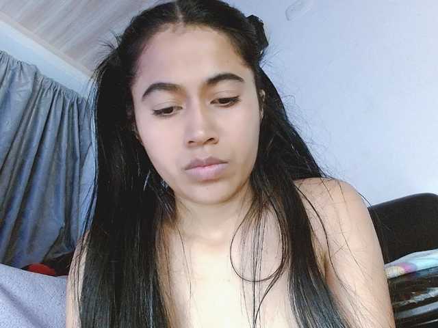 venus-cutee live cam on BongaCams