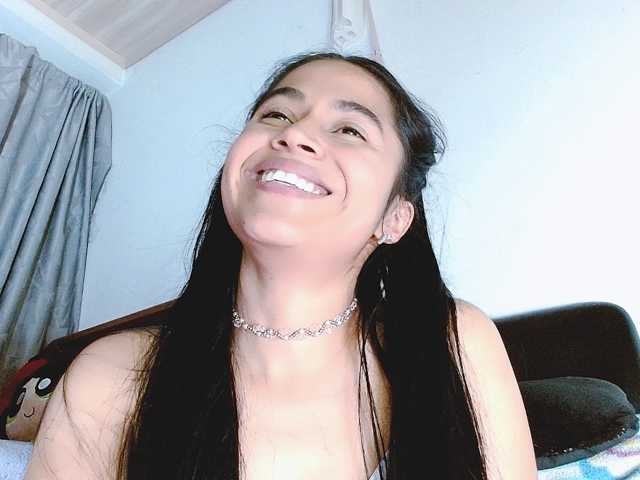 venus-cutee live cam on BongaCams