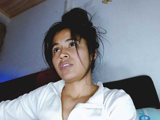 venus-cutee live cam on BongaCams