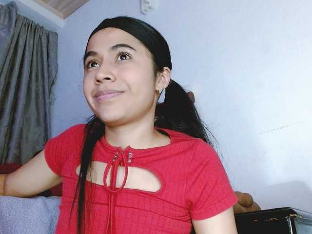 venus-cutee live cam on BongaCams