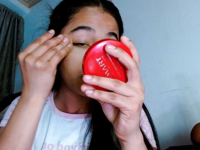 venus-cutee live cam on BongaCams