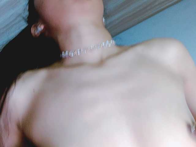 venus-cutee live cam on BongaCams