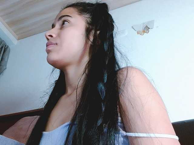 venus-cutee live cam on BongaCams