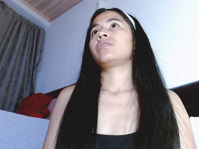 venus-cutee live cam on BongaCams