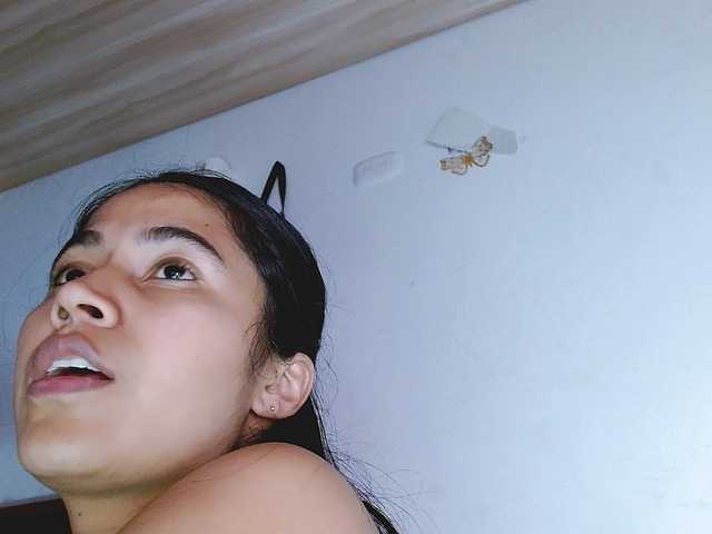 venus-cutee live cam on BongaCams