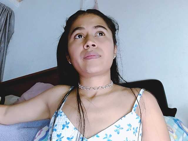venus-cutee live cam on BongaCams