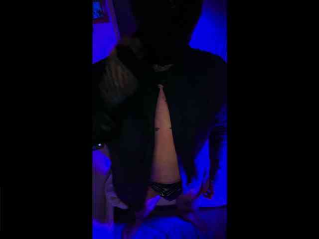 Luggijack1 Sex Cam Show