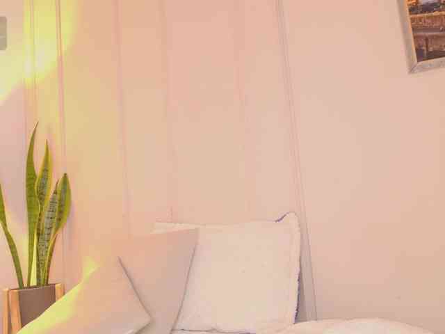zuzusweet webcam