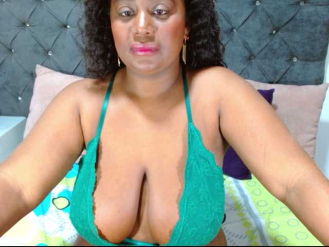 BIGTITSEBONY