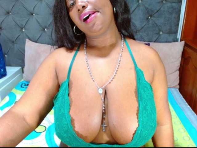 BIGTITSEBONY