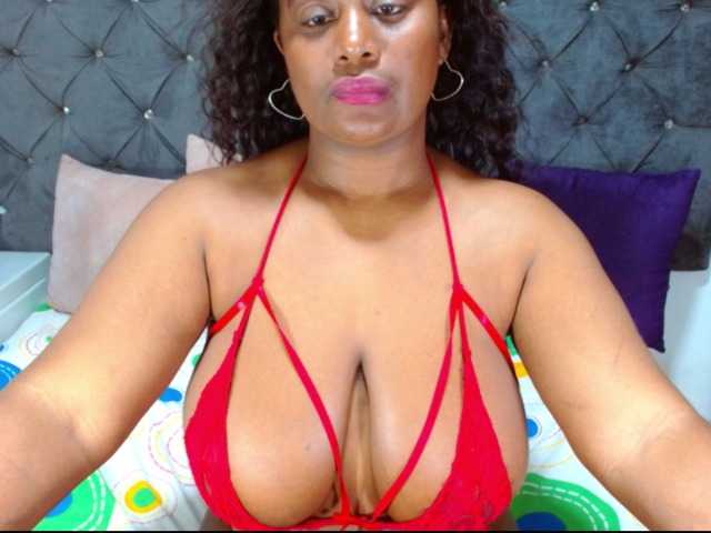 BIGTITSEBONY
