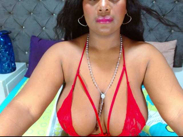 BIGTITSEBONY