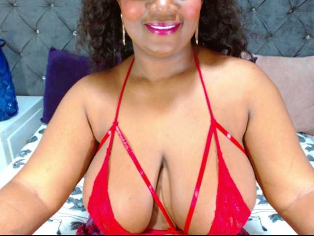 BIGTITSEBONY
