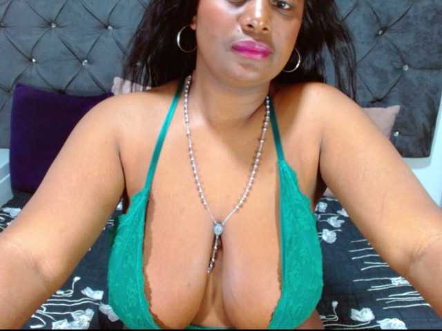 BIGTITSEBONY
