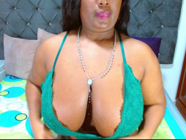 BIGTITSEBONY