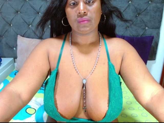 BIGTITSEBONY