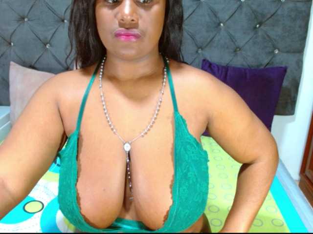BIGTITSEBONY, live now on BongaCams