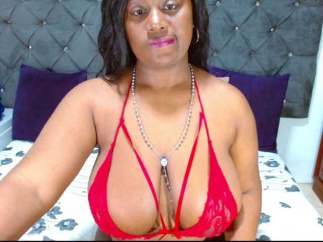 BIGTITSEBONY