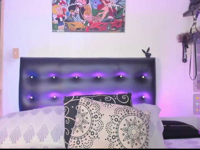 AngelsJones live cam preview