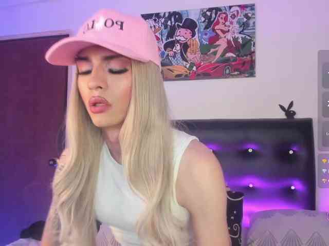 AngelsJones Live Webcam on BongaCams