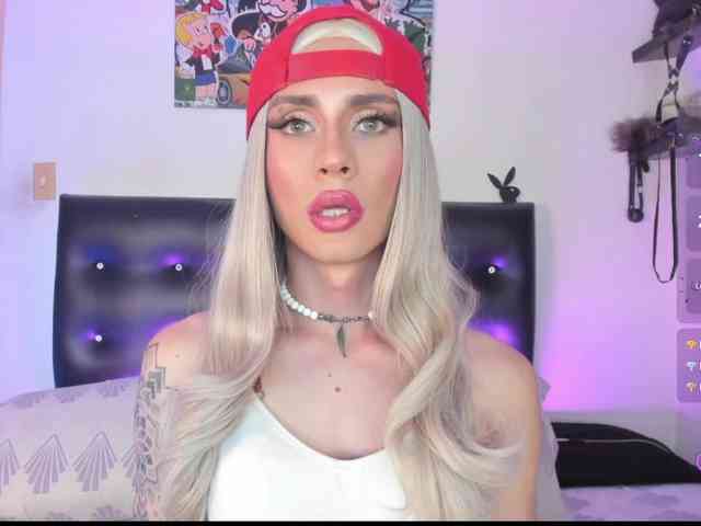 AngelsJones Live Webcam on BongaCams