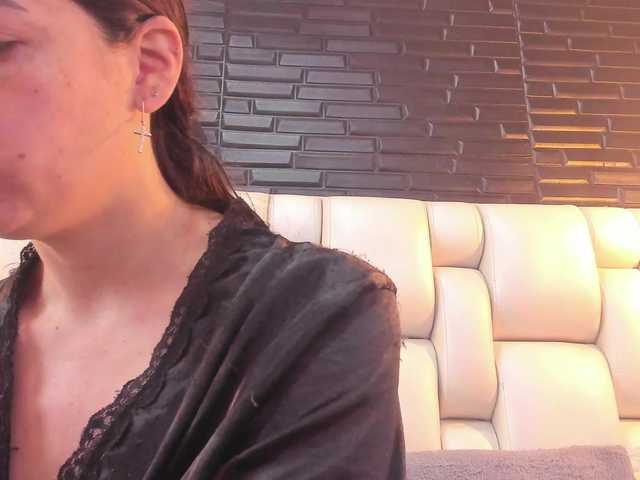SaloHeaven live cam on BongaCams